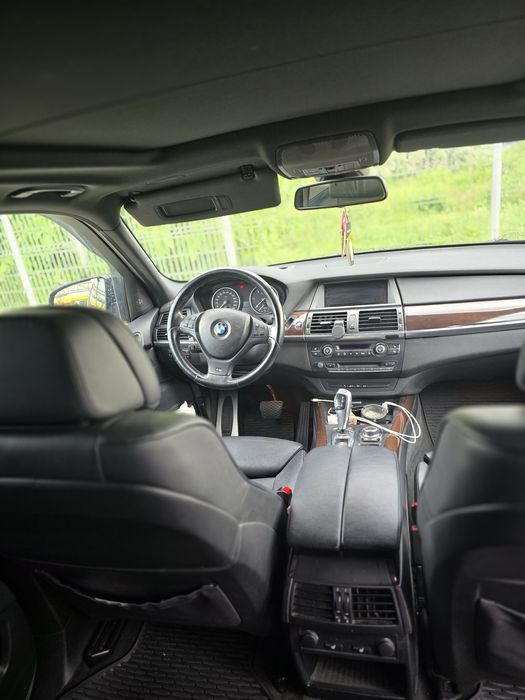 Vând x5 E70 4.0 cel cu 2 turbine  306 cp