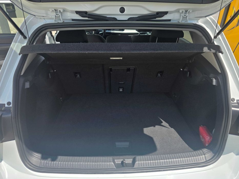 VW Golf 8 | 2.0 TDI DSG LED Digital Cockpit