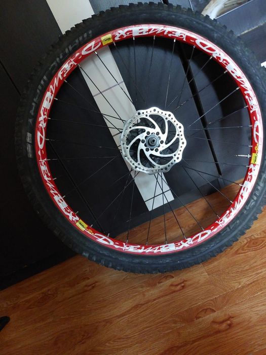 Vând roată spate 26 Mavic Deemax,butuc  Hope  pro 7