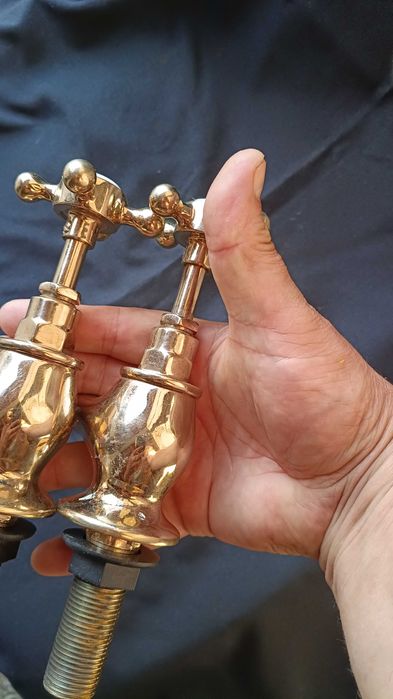 set doi rubineti bronz masiv noii provenienta regatul unit