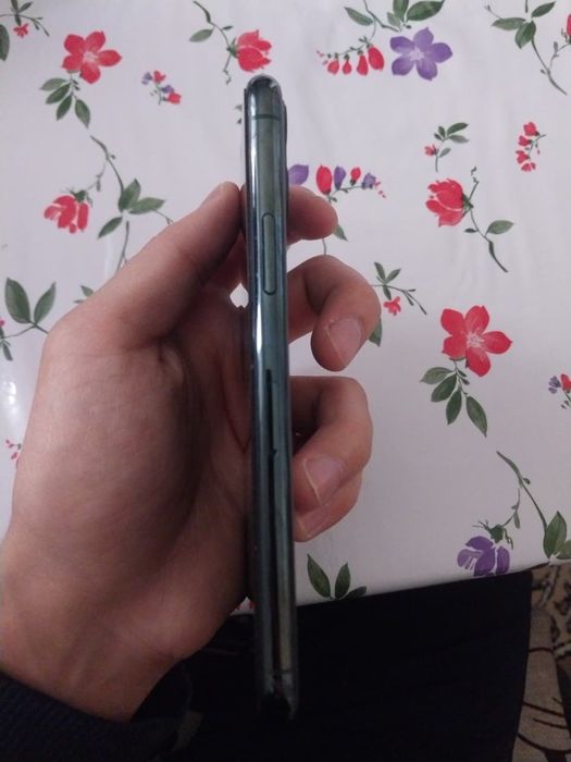 Iphone 11 pro 60к
