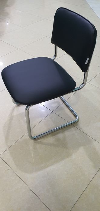 Dafna brendidan terlatmaydigan stullar