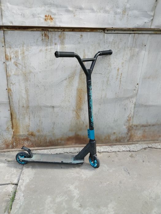 Самокат-трюковой.