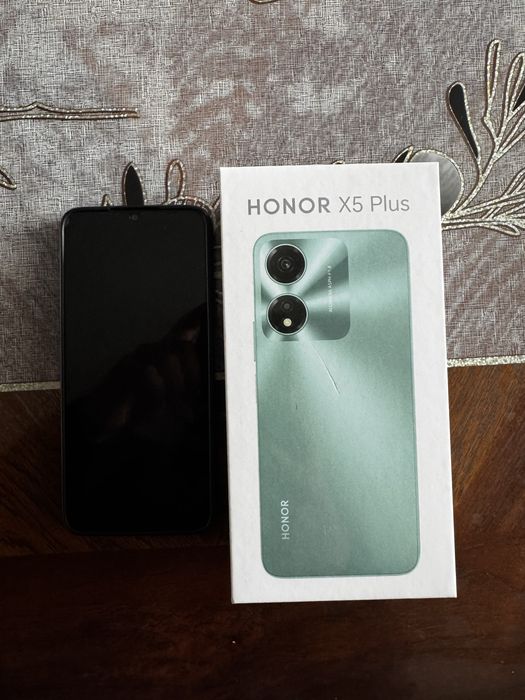 Мобильный телефон