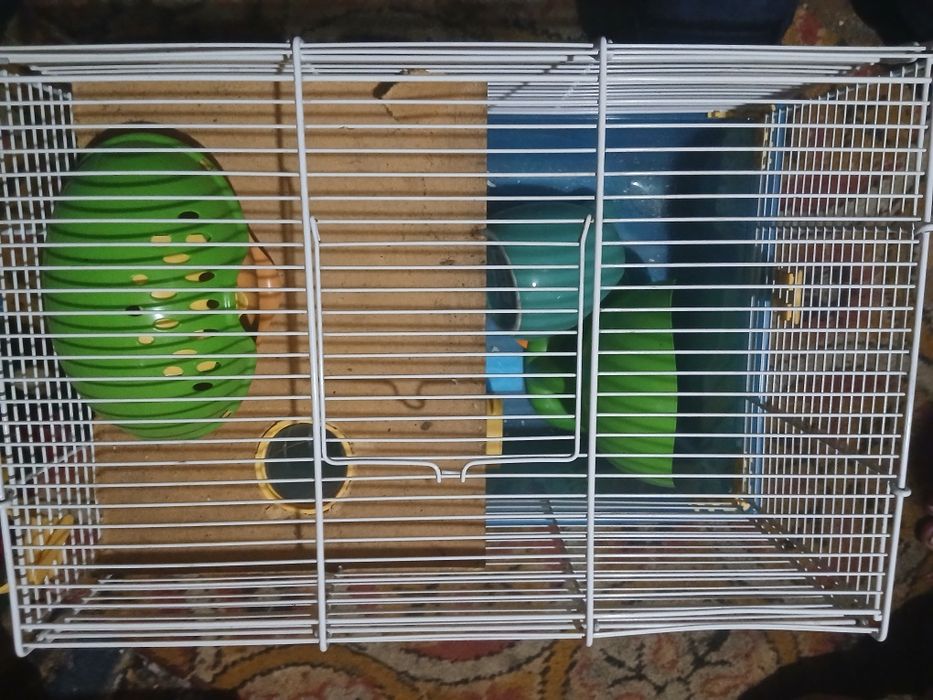 Cusca hamster cu etaj
