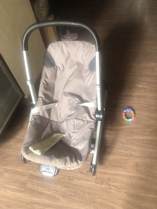 Шезлонг детский