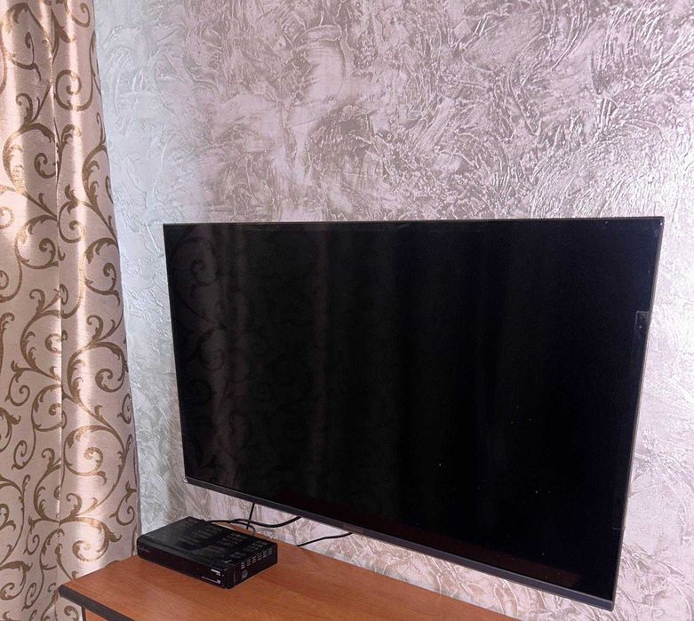 Телевизор Samsung Диагональ 44 дюйма!