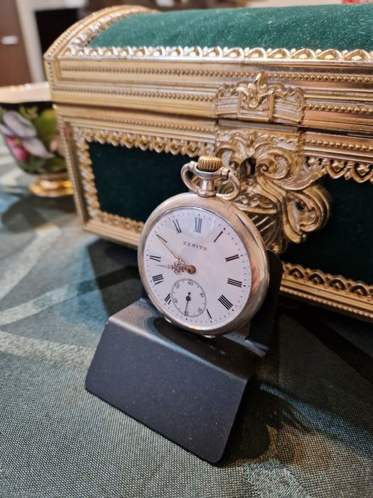 Страхотен антикварен швейцарски джобен часовник ZENITH