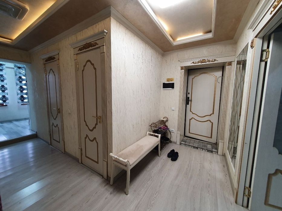 Узимнинг уйим Чархийда 4 хонали 2 этаж Евро уй