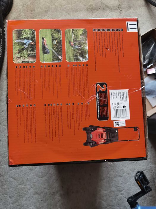 Чисто нова електрическа косачка Black & Decker 1200W / 32cm (Неотваряна)