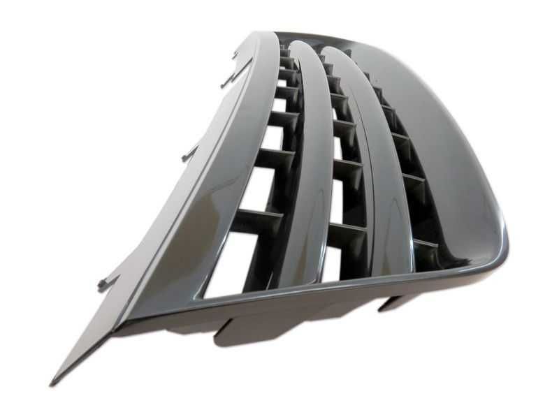 Решетка VW Touareg Без емблема черна Таурег Тоуарег Taureg Спортна