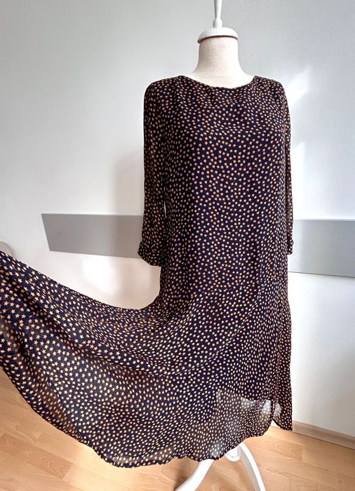 Интересна рокля с асиметрична дължина