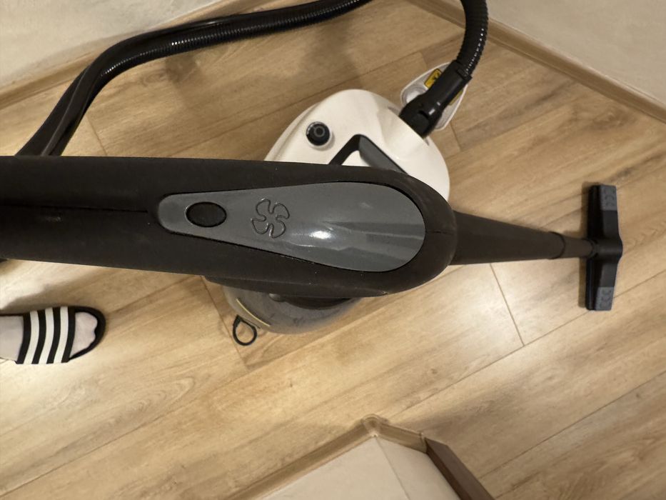 Парен екстрактор Kaercher SV 7