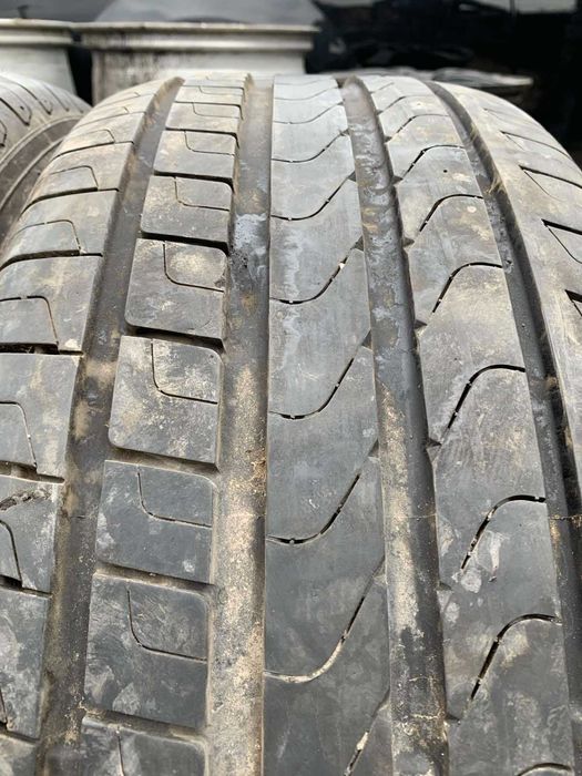 2 бр Летни Гуми Pirelli 235/55 R17 DOT 2821 грайфер 7мм ном 15