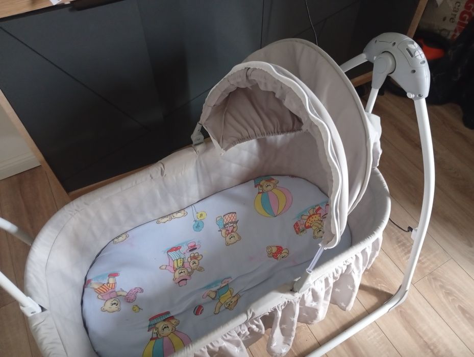 Vând pătuț pentru bebe!