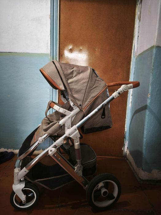 Продам коляску зима- лето