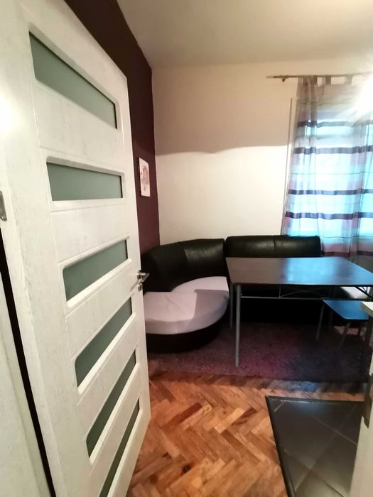 Дава се под наем Двустаен апартамент в Бургас, Център - 60 кв.м за 200 € - Снимка #6