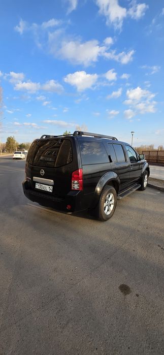Nissan pathfinder r51 2008 года