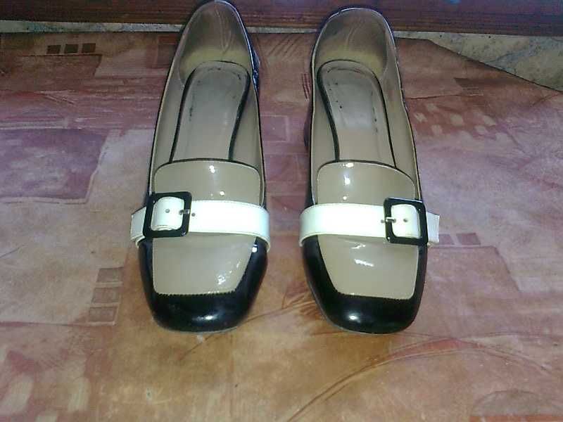 Дамски лачени обувки №38