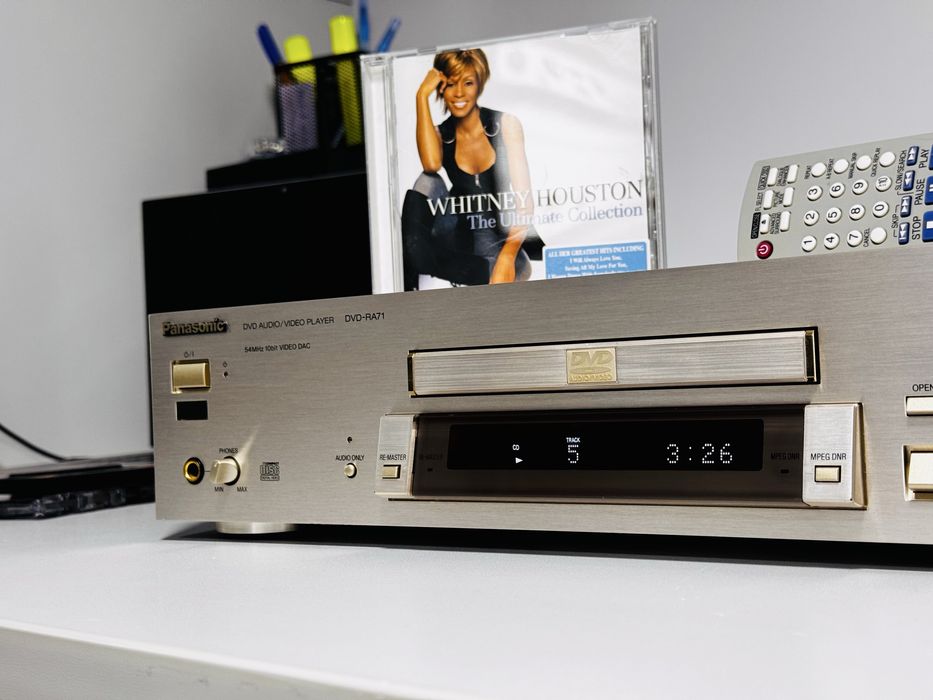 CD/DVD/Blu-Ray audio-video player PANASONIC DVD-RA71,telecomandă,Japan