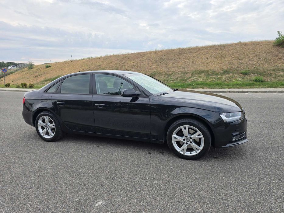 AUDI A4 2012 — imagine 2