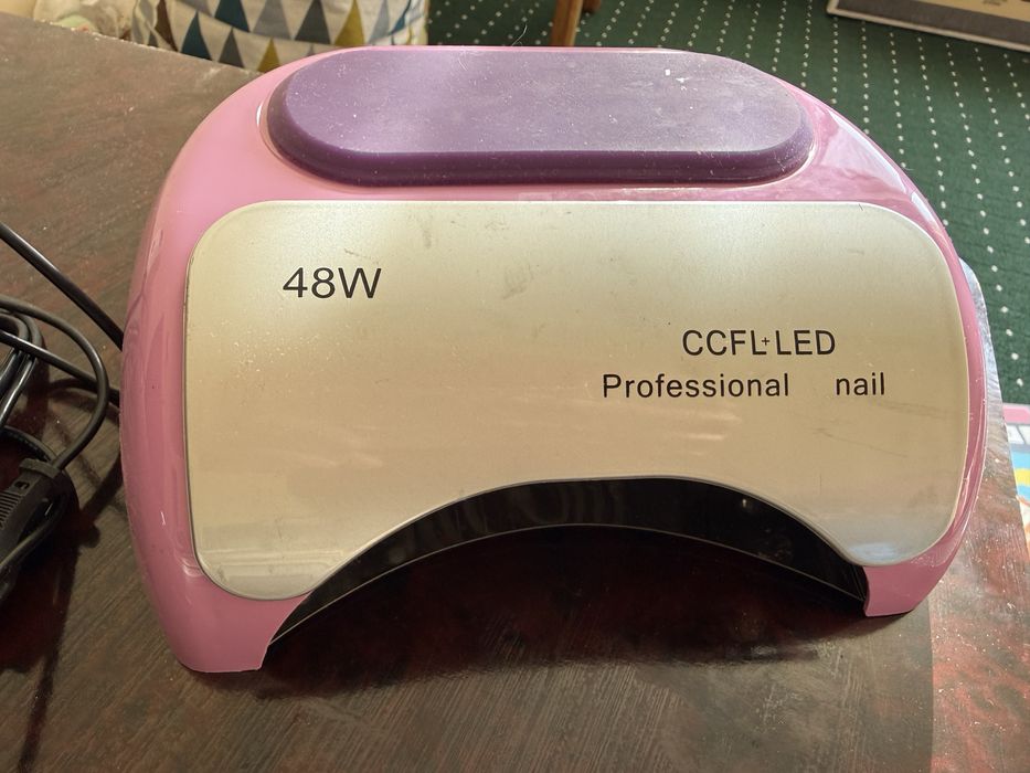 Лампа для маникюра