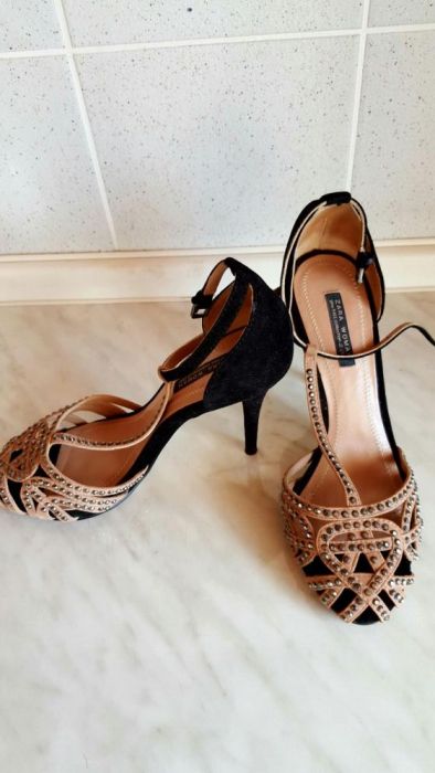 Сандал ZARA оригинални