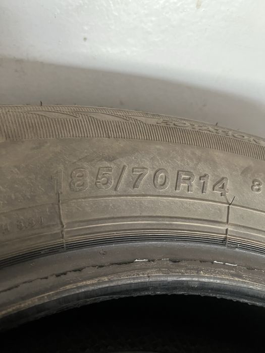 Продам комплект шин