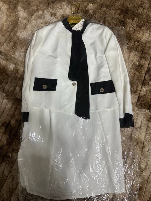 Dvoyka sotiladi yangi umuman kiyilmagan