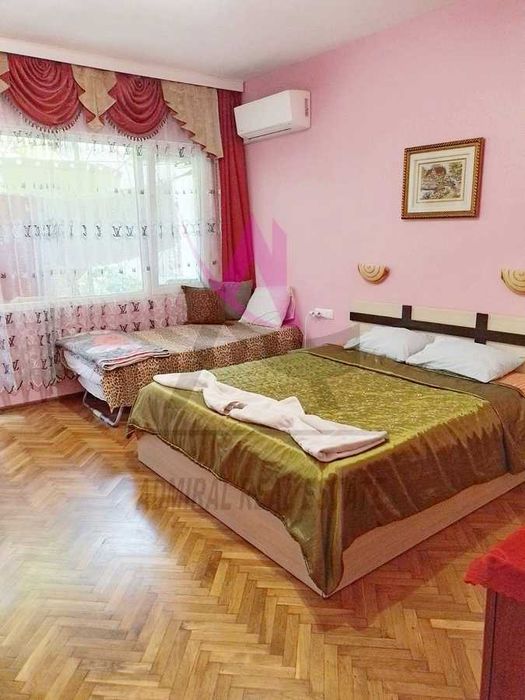 Дава се под наем Тристаен апартамент в Варна, ВИНС - 76 кв.м за 614 € - Снимка #2