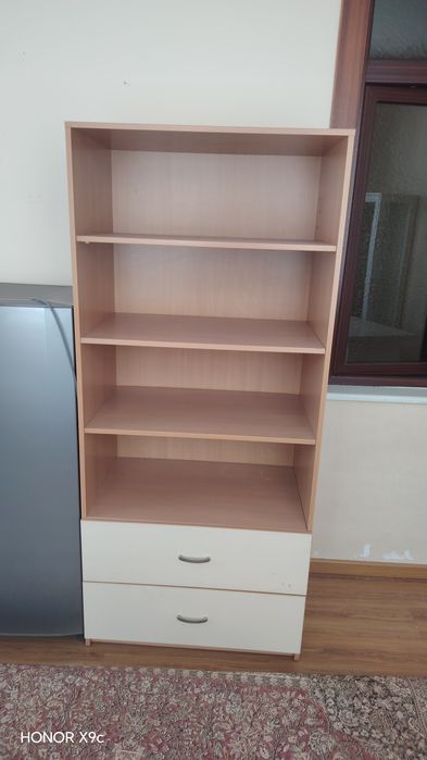 Bog'cha mebel sotiladi.