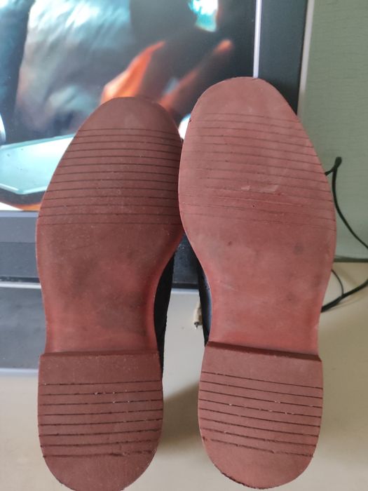 Продам кросовки Адидас