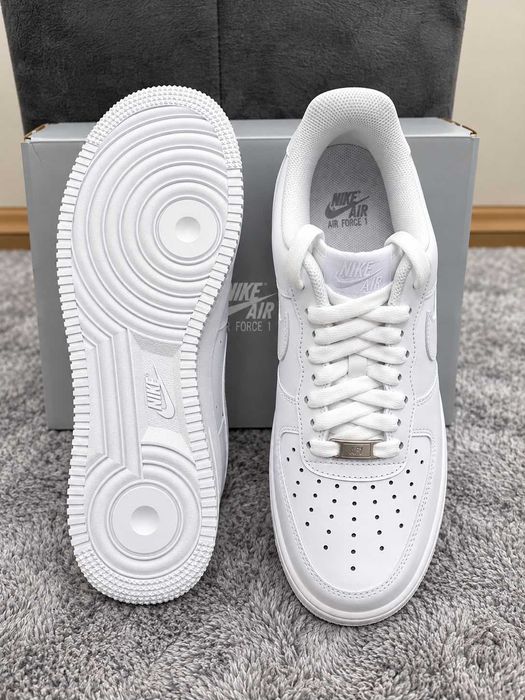 Nike Air Force 1 White