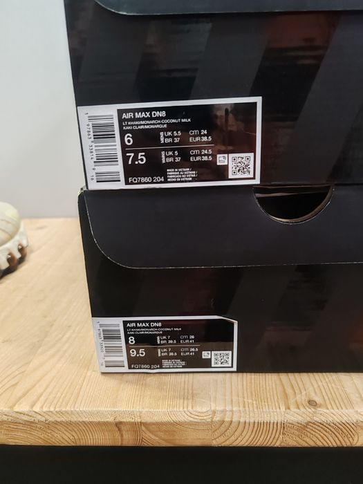 Adidași Nike Air Max DN8