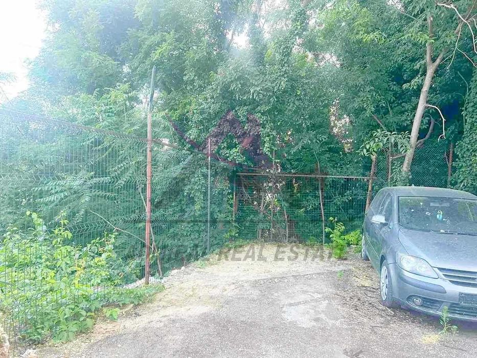 Дава се под наем Тристаен апартамент в Варна, Център - 100 кв.м за 950 € - Снимка #6