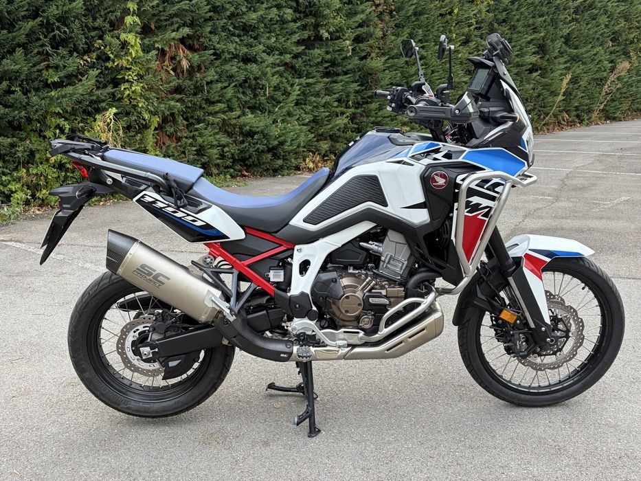 Honda crf 1100  africa twin
