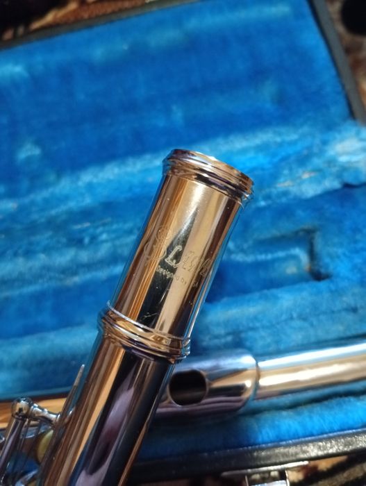 Vind flaut în tocul lui