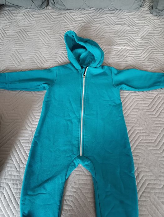 Продам комбинезон детский