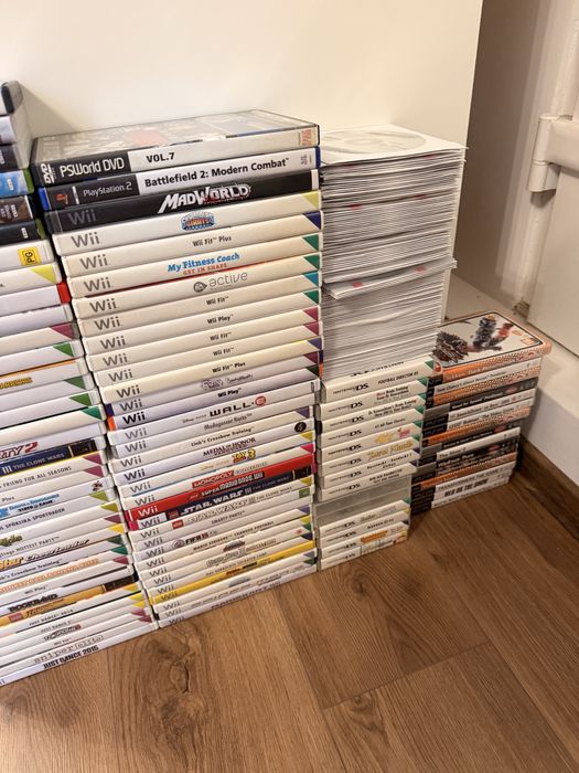 Lot 409 jocuri video originale PS1 PS2 PS3 PS4 PS5 PSP Wii DS Xbox