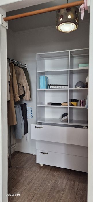 Продам 2 этажный коттедж