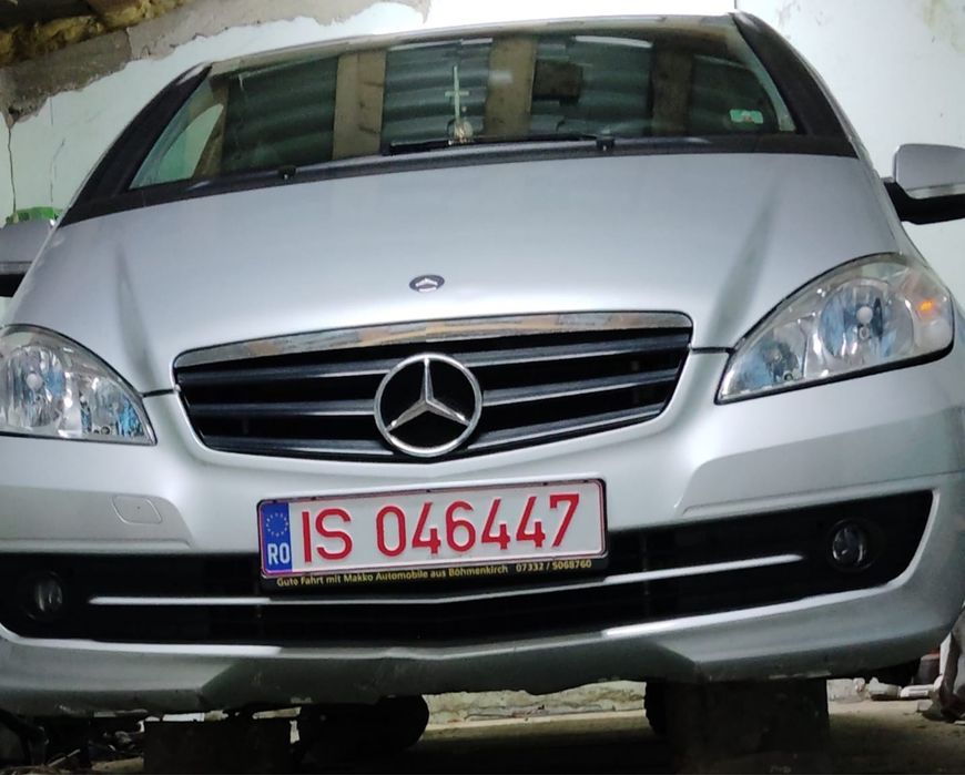 Vând Mercedes A150