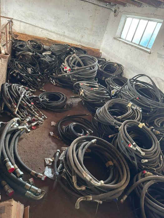 Lot 200+ Furtune Hidraulice Înaltă Presiune, Sertizate (En-Gros / Stoc)
