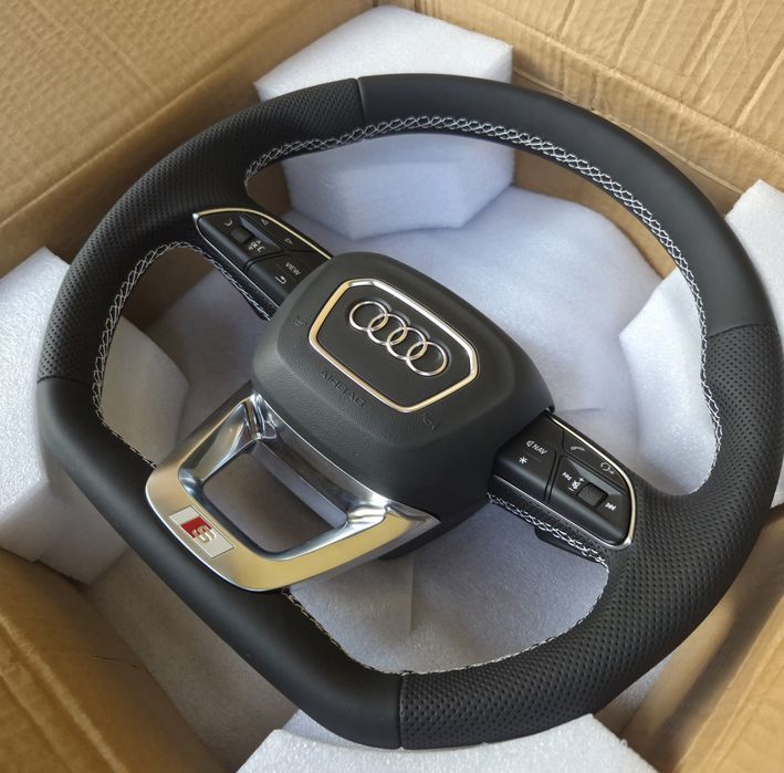 Спортен рязан волан от перфорирана кожа за Ауди А4 Б9 А5 Audi A4 B9 A5 тунинг С-лайн визия