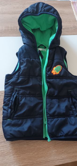 Veste  rosie si albastra cu verde cu gluga marimea 92