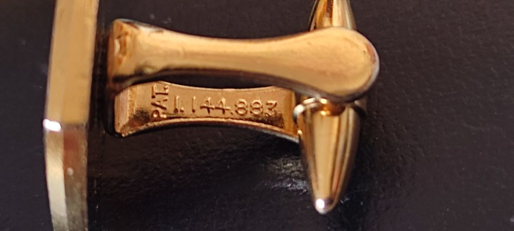 Butoni masonici vechi auriți  pentru cămașă