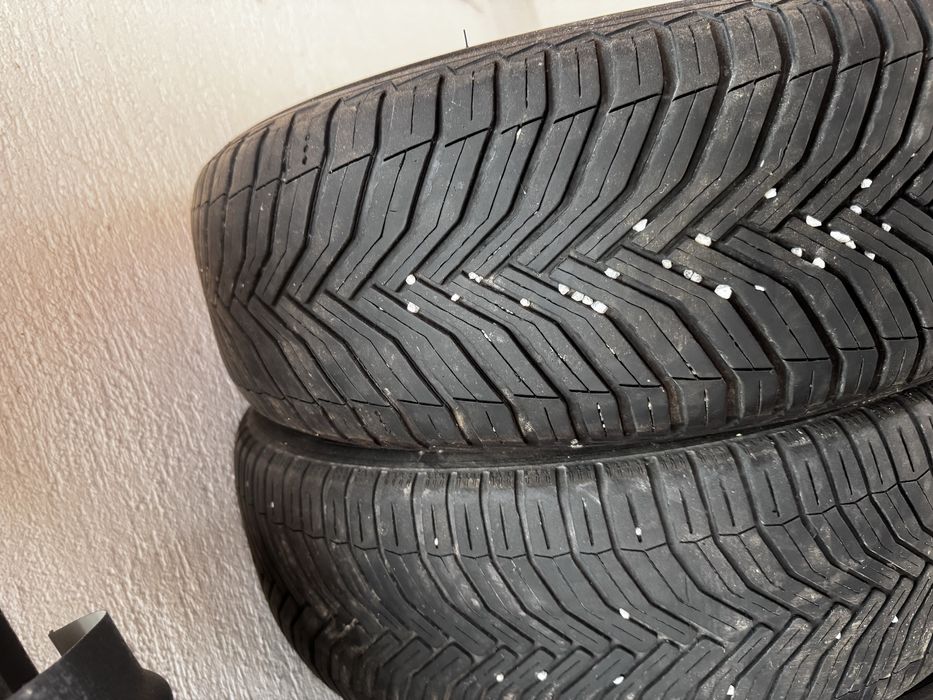 Vand 4 cauciucuri OLL SEASON MICHELIN 215/60/17