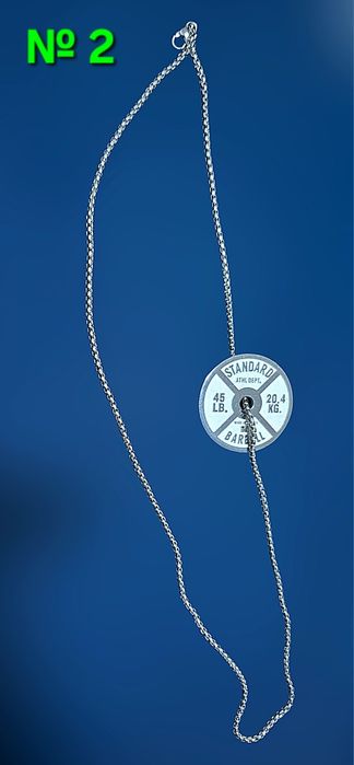 Фитнес/Спортно колие от медицинска  сплав с дъмбели , гири и дискове