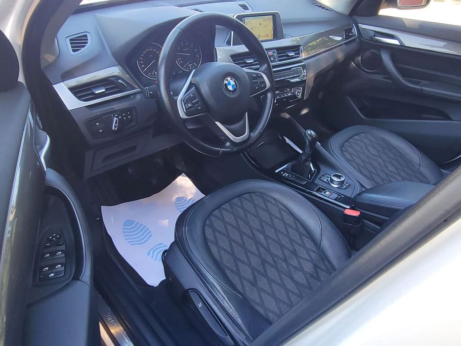 BMW X1 Bmw X1 sDrive 18i / 2017 / Plafon Panoramic