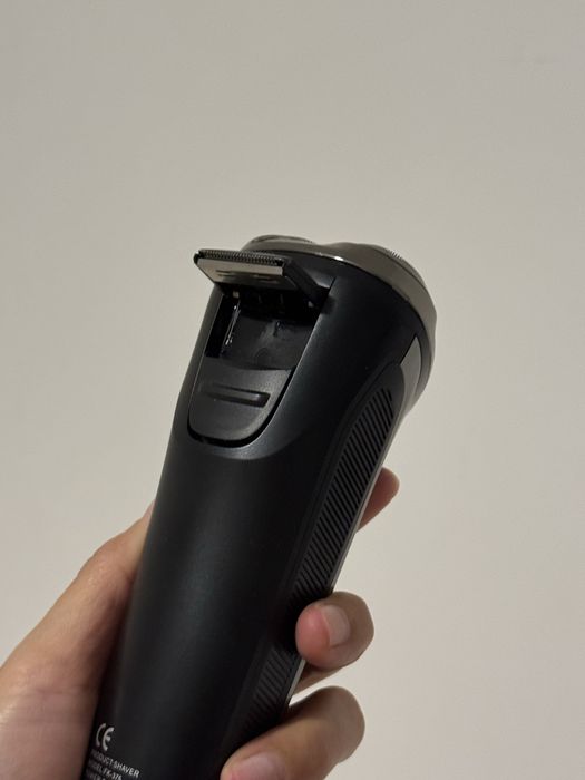 Aparat de barbierit Shaver Seria,fara fir