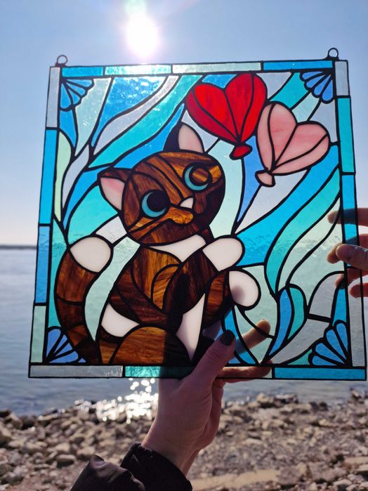 Vitraliu pisică cu baloane